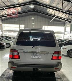 تويوتا لاندكروزر